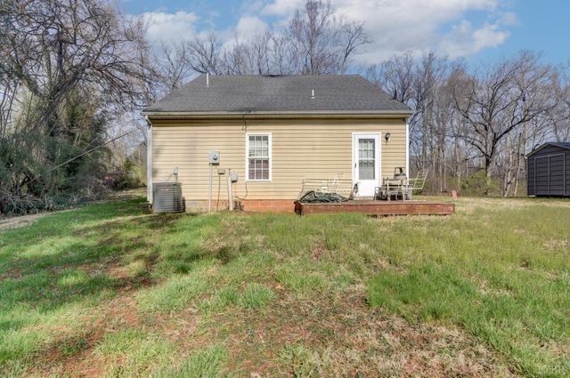 45 Halsey Road, Lynchburg, VA 24501