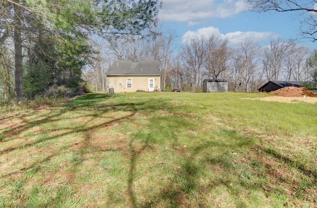 45 Halsey Road, Lynchburg, VA 24501