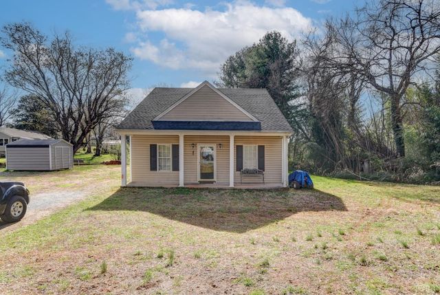 45 Halsey Road, Lynchburg, VA 24501