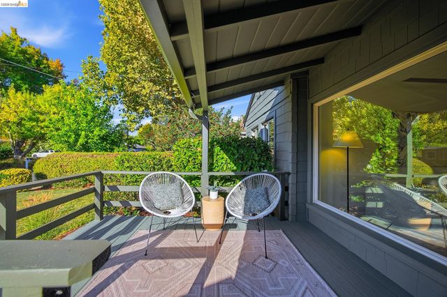925 Juanita Dr, Lafayette, CA 94595
