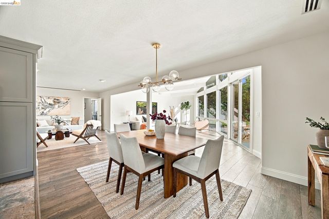 925 Juanita Dr, Lafayette, CA 94595
