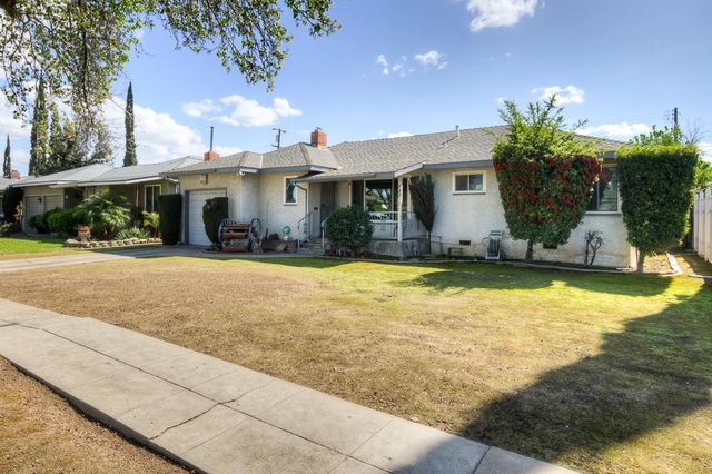 433 W Robinson Avenue, Fresno, CA 93705