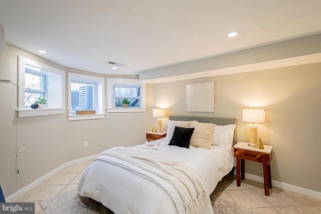 129 FLORIDA AVE NW, Washington, DC 20001