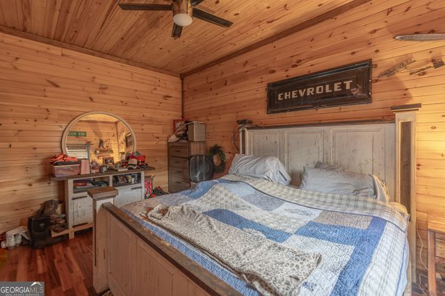 45 J. Davis Road, Tallapoosa, GA 30176