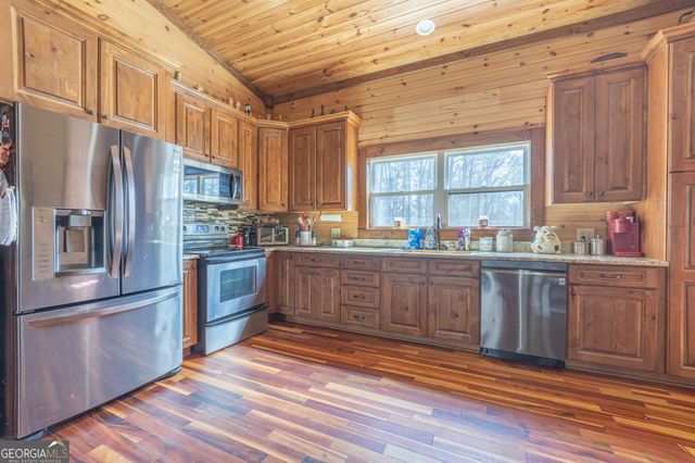 45 J. Davis Road, Tallapoosa, GA 30176