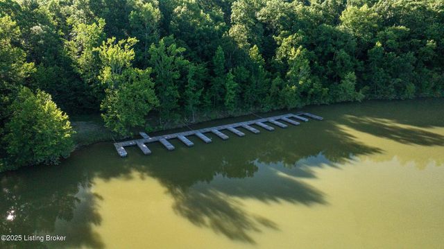 37 Conoloway Bay Dr, Clarkson, KY 42726