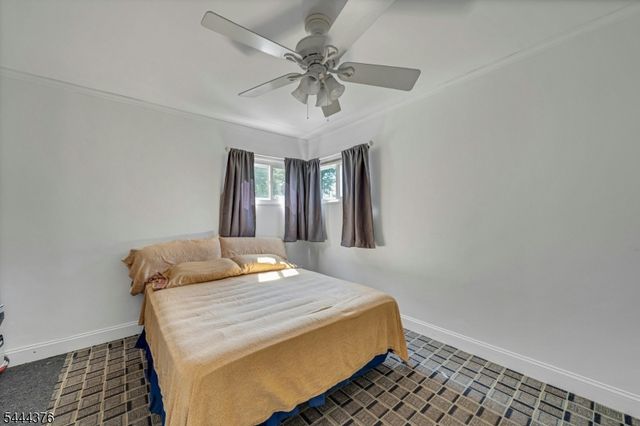 812 Sterling St, Plainfield City, NJ 07062