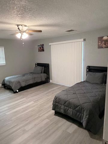 1558 NW 5th Avenue, Pompano Beach, FL 33060