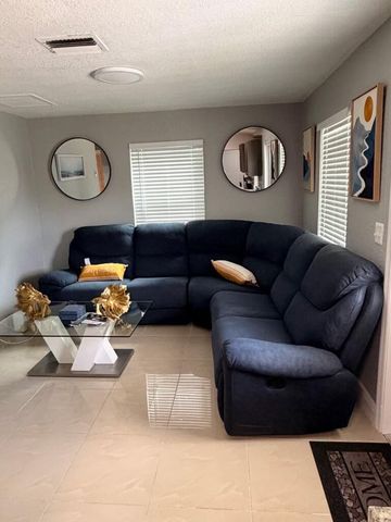1558 NW 5th Avenue, Pompano Beach, FL 33060