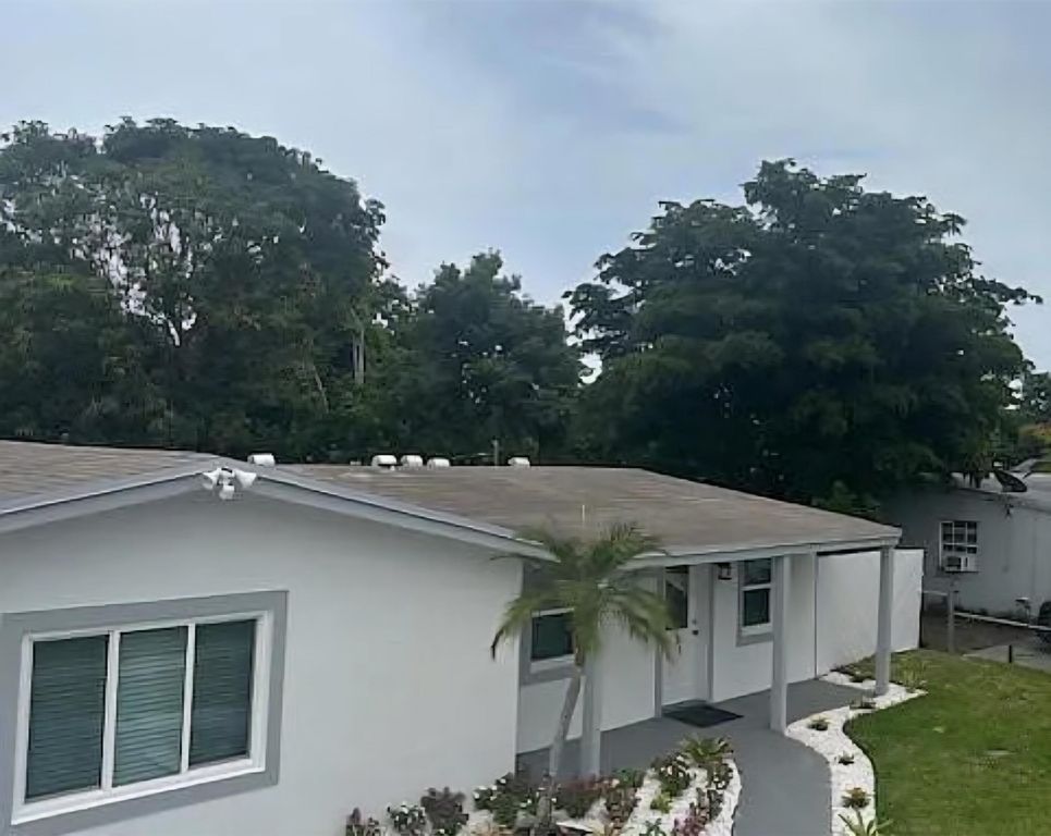 1558 NW 5th Avenue, Pompano Beach, FL 33060
