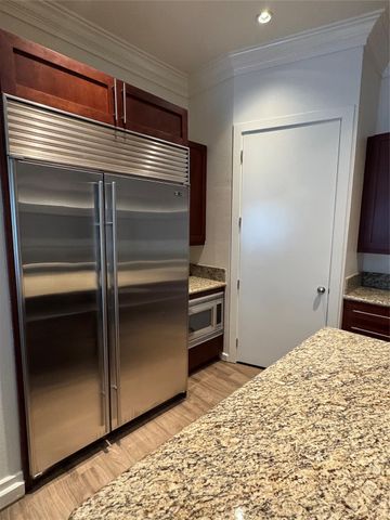 3388 Sage Road 101, Houston, TX 77056