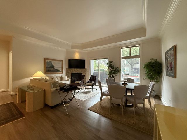 3388 Sage Road 101, Houston, TX 77056