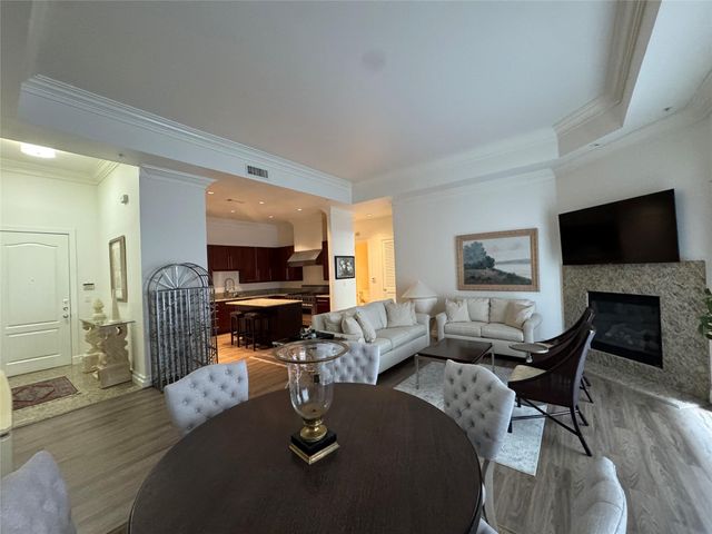 3388 Sage Road 101, Houston, TX 77056