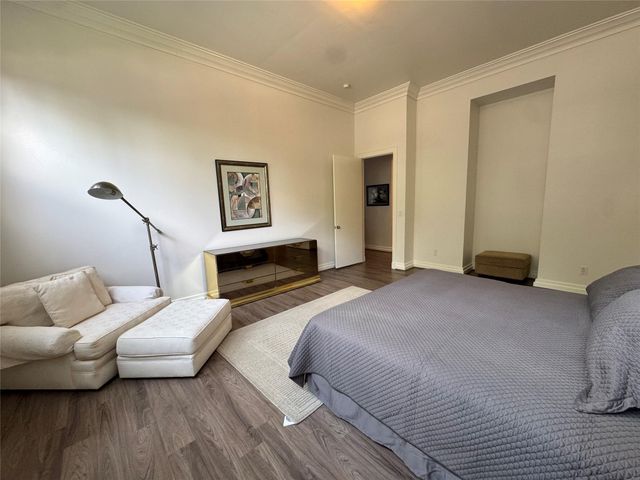 3388 Sage Road 101, Houston, TX 77056