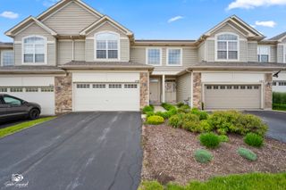 1753 Fieldstone Drive S, Shorewood, IL 60404