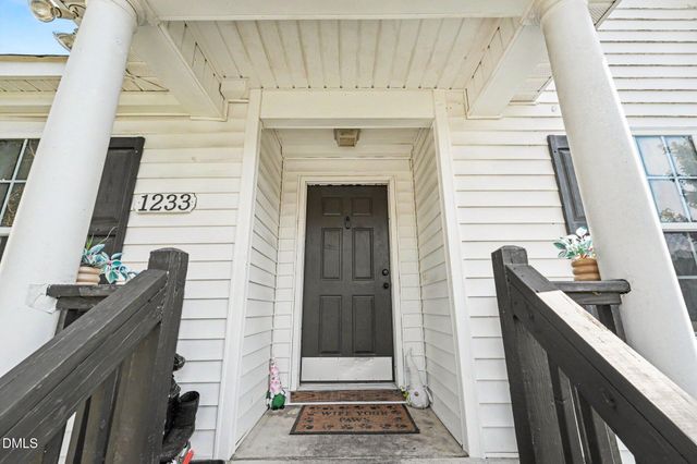 1233 Sweetgrass Street, Knightdale, NC 27545