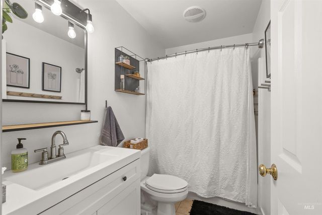3437 14th Street C, Lewiston, ID 83501