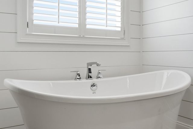 8605 Manor House Drive, St. John, IN 46373