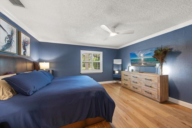 3005 SUNSET DRIVE, Belleair Bluffs, FL 33770