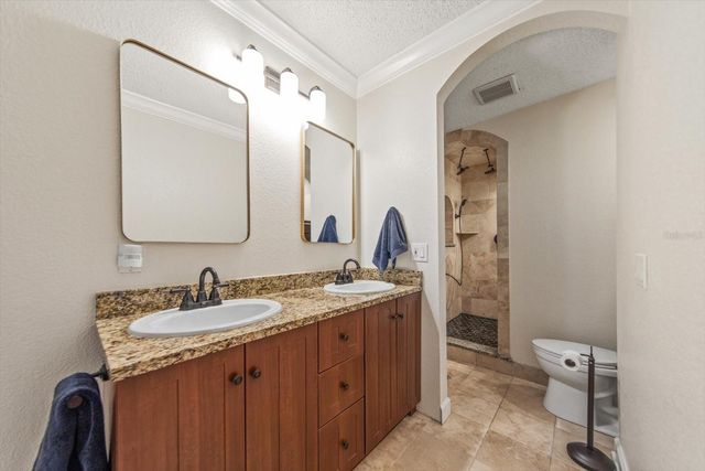 3005 SUNSET DRIVE, Belleair Bluffs, FL 33770