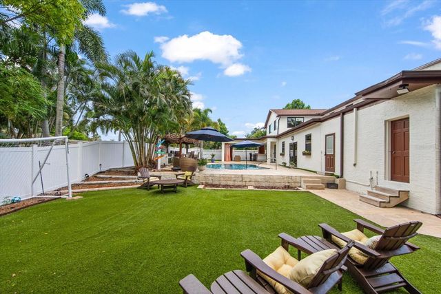 3005 SUNSET DRIVE, Belleair Bluffs, FL 33770
