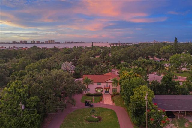 3005 SUNSET DRIVE, Belleair Bluffs, FL 33770