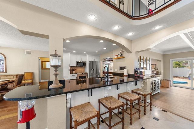 3005 SUNSET DRIVE, Belleair Bluffs, FL 33770
