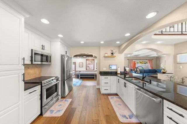 3005 SUNSET DRIVE, Belleair Bluffs, FL 33770