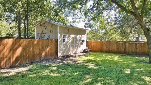 604 W 15th Street, Brady, TX 76825