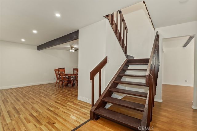 33 Northwoods Lane, La Crescenta, CA 91214