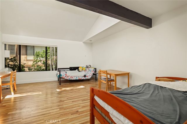 33 Northwoods Lane, La Crescenta, CA 91214