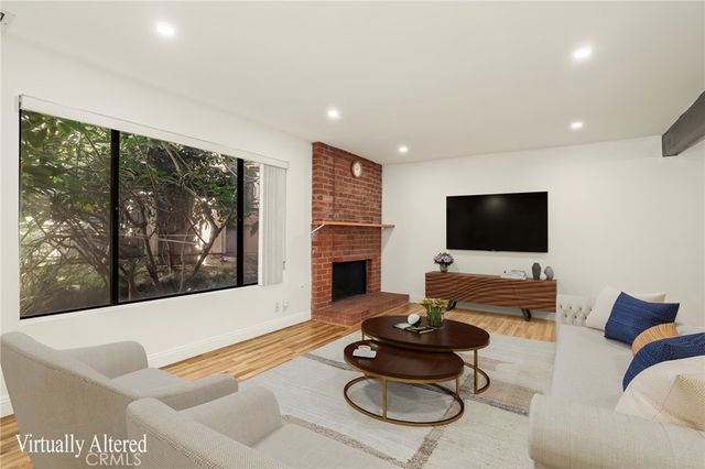 33 Northwoods Lane, La Crescenta, CA 91214