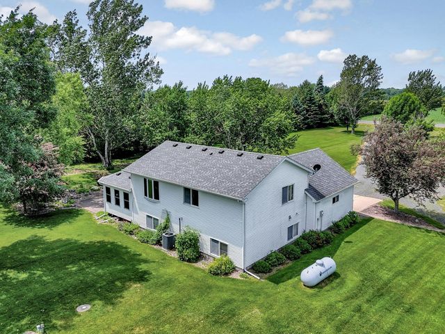 32951 Park Trail, Center City, MN 55012