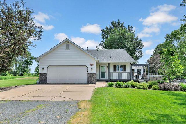 32951 Park Trail, Center City, MN 55012