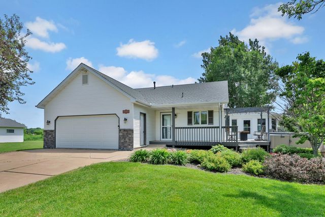 32951 Park Trail, Center City, MN 55012