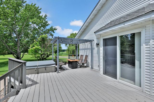 32951 Park Trail, Center City, MN 55012
