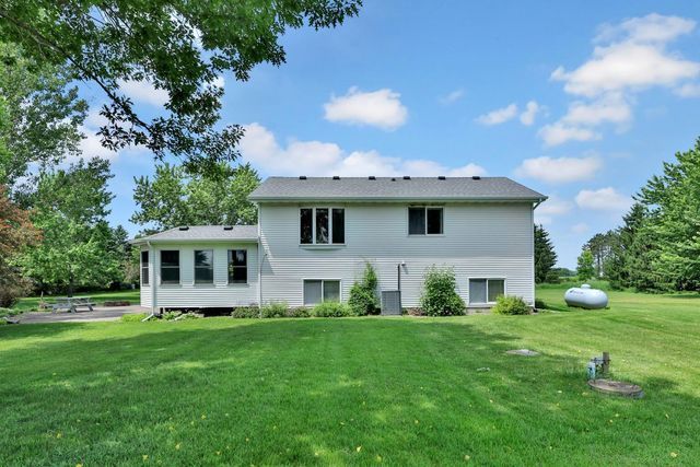 32951 Park Trail, Center City, MN 55012