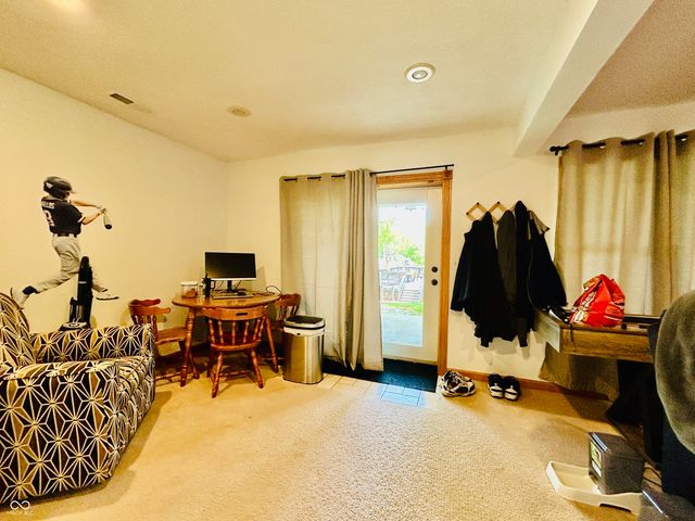293 Lincoln Hills, Coatesville, IN 46121