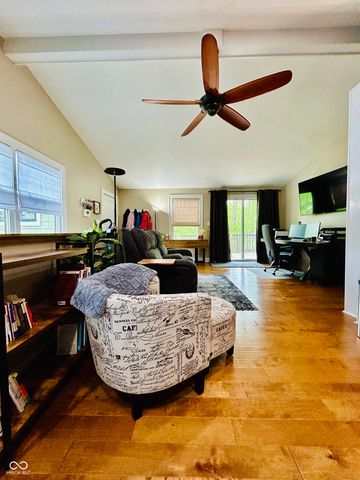 293 Lincoln Hills, Coatesville, IN 46121