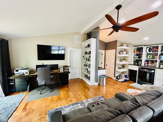 293 Lincoln Hills, Coatesville, IN 46121