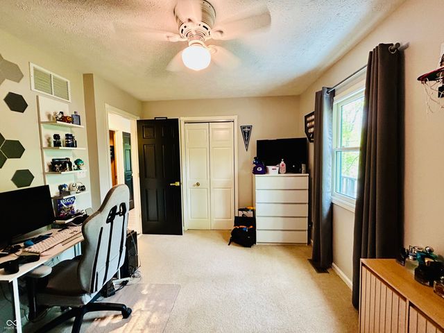 293 Lincoln Hills, Coatesville, IN 46121