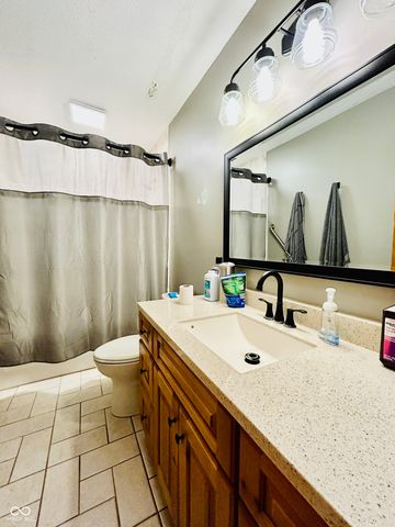 293 Lincoln Hills, Coatesville, IN 46121