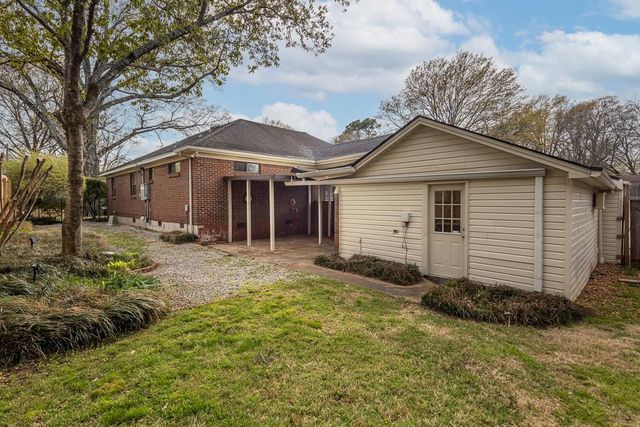 3754 N MONTCLAIR DR, Memphis, TN 38111