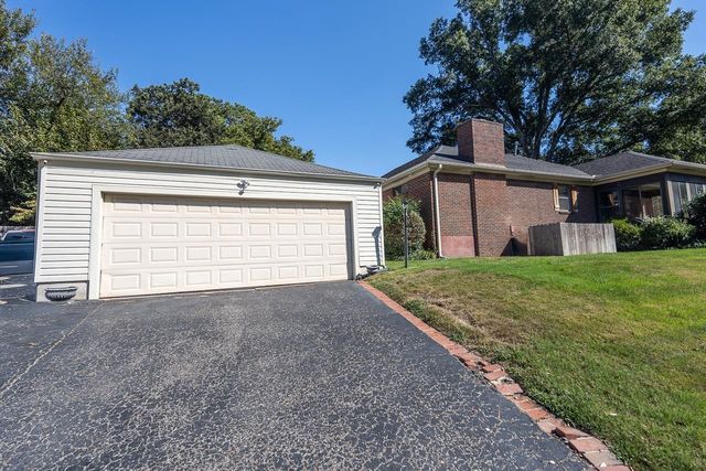 3754 N MONTCLAIR DR, Memphis, TN 38111