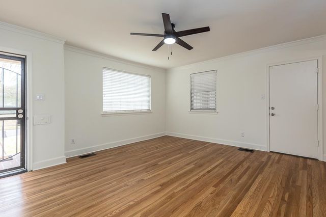 3754 N MONTCLAIR DR, Memphis, TN 38111