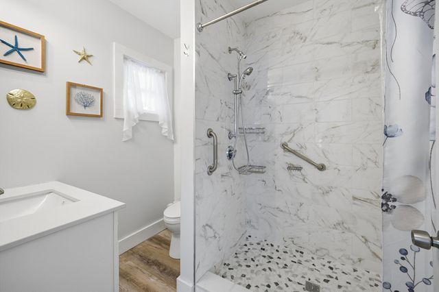 70 Wyman St, Lynn, MA 01905