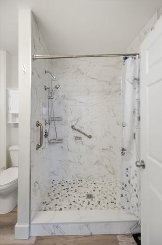 70 Wyman St, Lynn, MA 01905