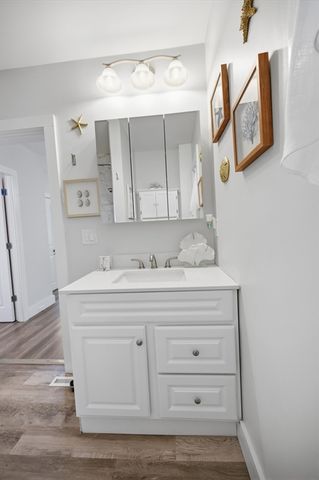 70 Wyman St, Lynn, MA 01905