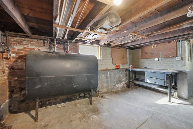 70 Wyman St, Lynn, MA 01905