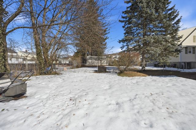 70 Wyman St, Lynn, MA 01905